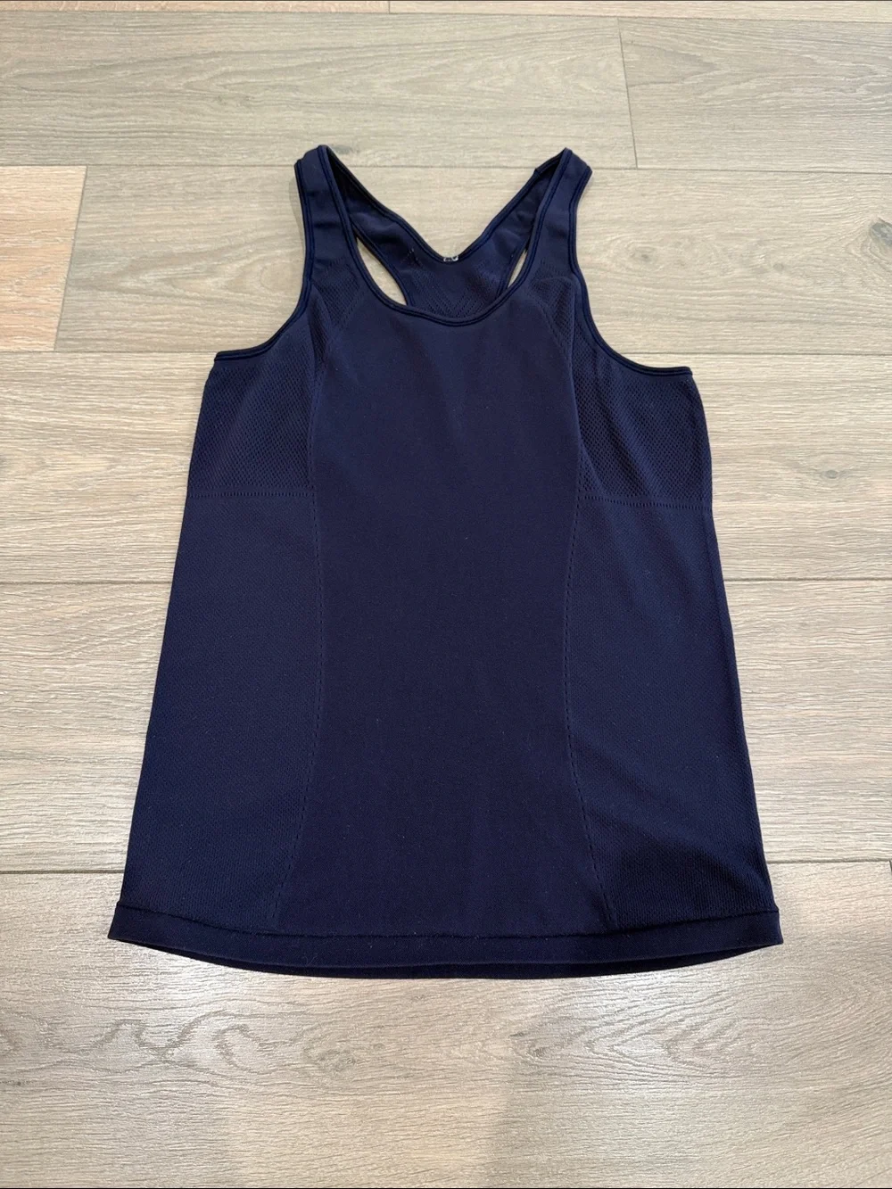 LULULEMON Midnight Navy Reveal Racerback Tank Seamless Active Mesh Top Size L
